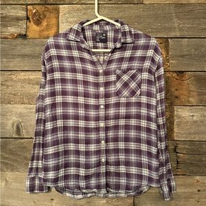 American Eagle Boyfriend Fit Purple Plaid Button Down Shirt Size Medium